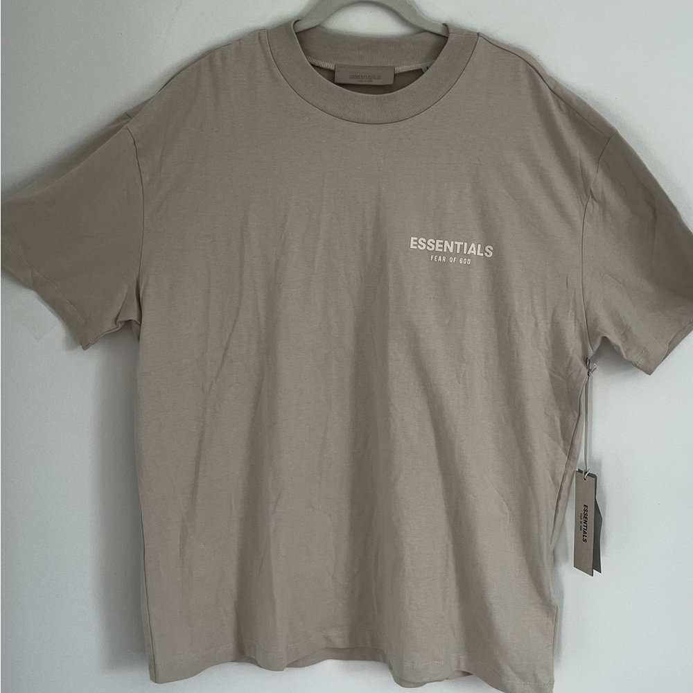 Essentials Shirt (Logo Boxy)